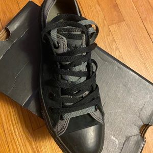 Women’s Converse Sneakers